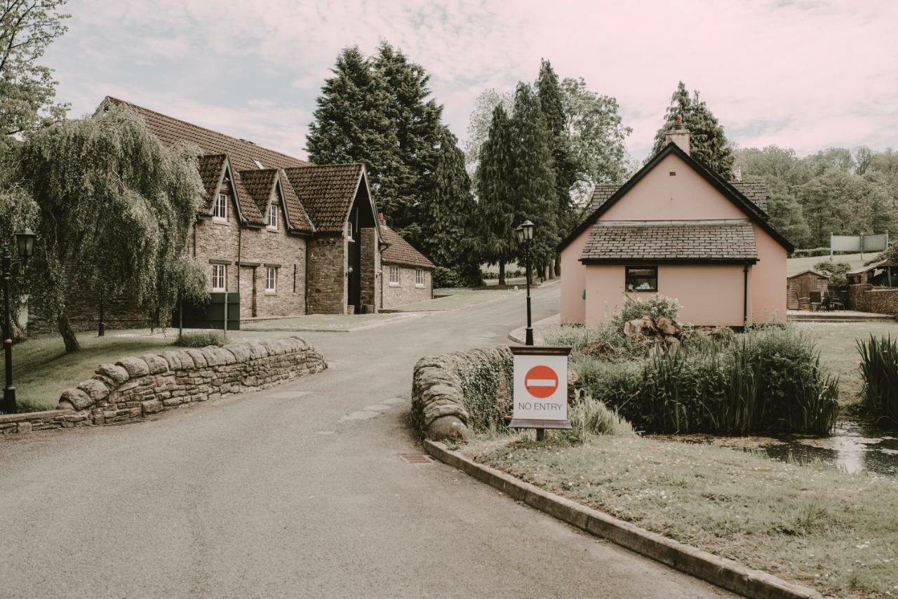 Cwrt Bleddyn Hotel & Spa Usk Eksteriør bilde